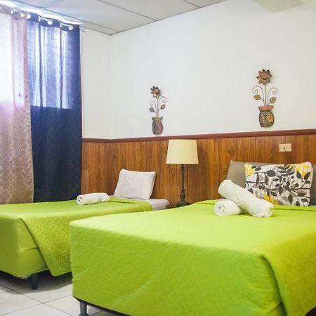 Hotel Manantiales El Salvador Сан-Сальвадор Екстер'єр фото